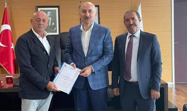 Taşıyıcılar, dosyalarını Bakan Karaosmanoğlu'na iletti