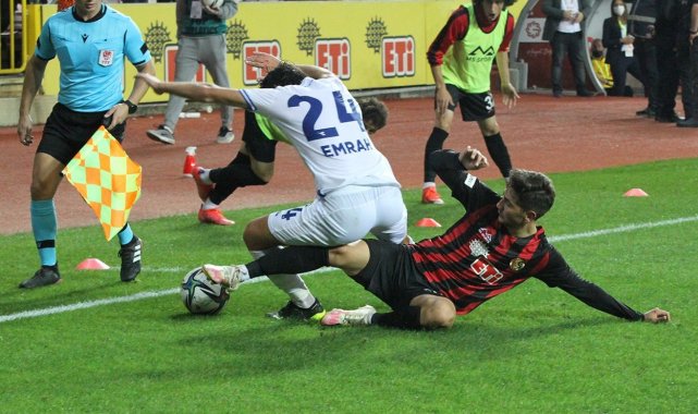TFF 2. Lig: Eskişehirspor: 2 - Pazarspor: 6