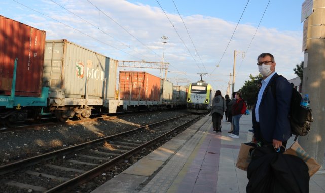 Trenlerde aşı kartı ve PCR testi zorunluluğu başladı