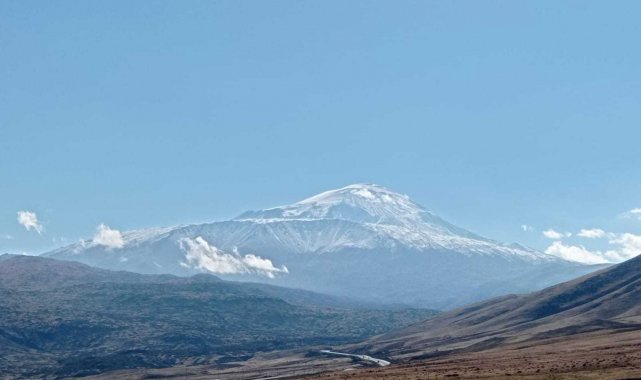 Türkiye'nin çatısına yağan kar, sis kalkınca ortaya çıktı