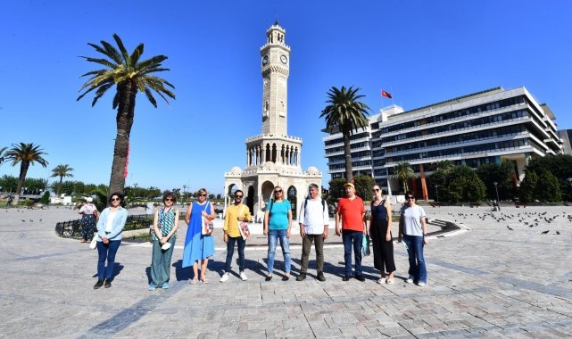 Uluslararası Kültür Zirvesi konukları İzmir'i adımladı