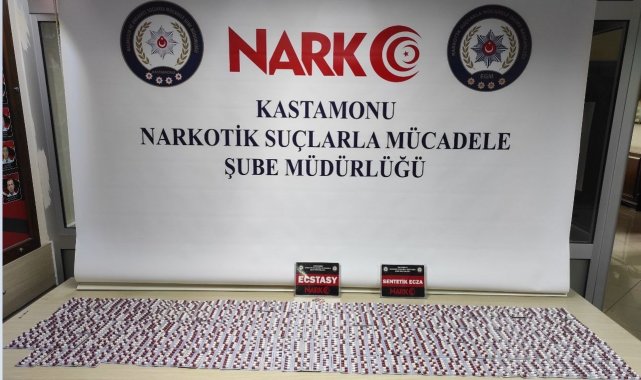 Uyuşturucu haplarla yakalanan 3 kişi tutuklandı