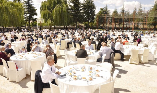 Vali Ayyıldız, şehit aileleri ve gazilerle yemekte buluştu