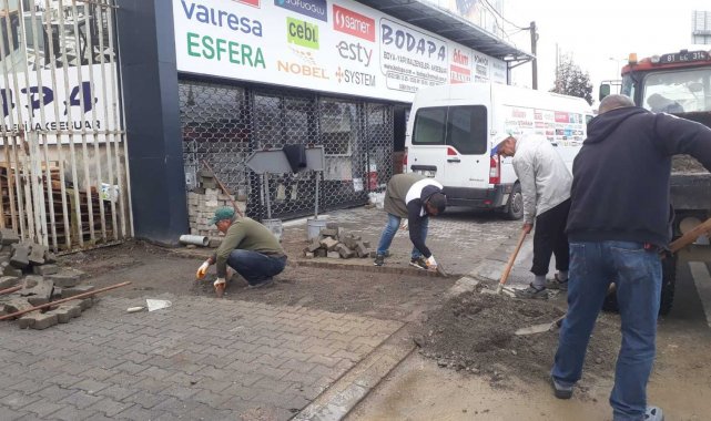 Yol ve kaldırım onarım işlemleri tamamlanıyor