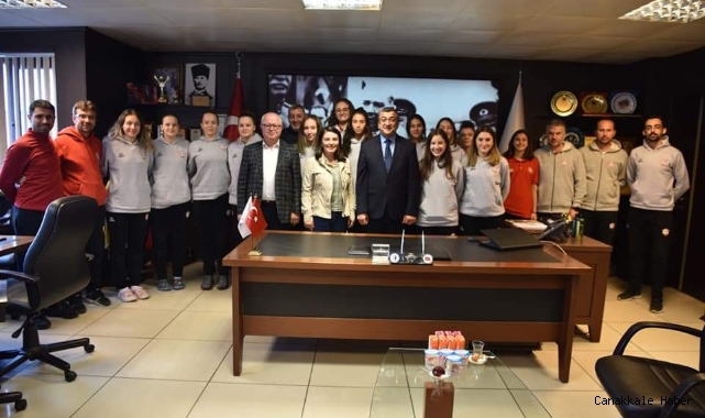 Kale Gençlik’ten Başkan Öz’e ziyaret