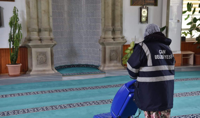 Ramazan öncesi camilerde temizlik