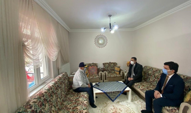 Şehit ailesini ziyaret etti