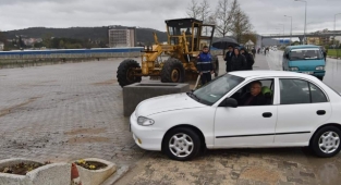 Araç otoparkına açıldı