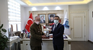 Kaçmaz’dan Vali Aktaş’a ziyaret