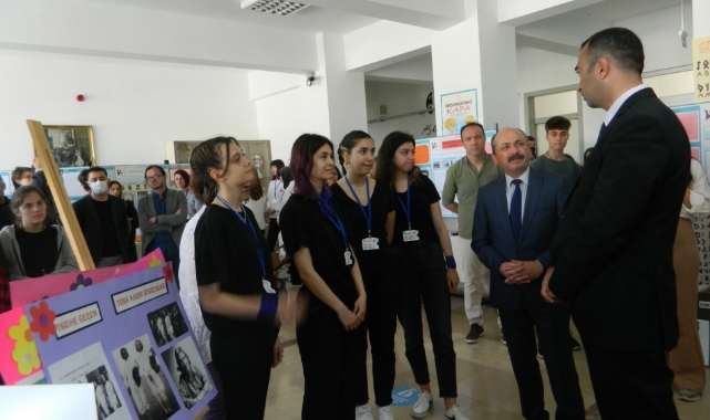 Öğrencilerin projeleri sergilendi