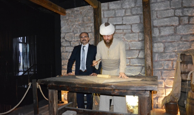 Piri Reis Müzesi’ni inceledi
