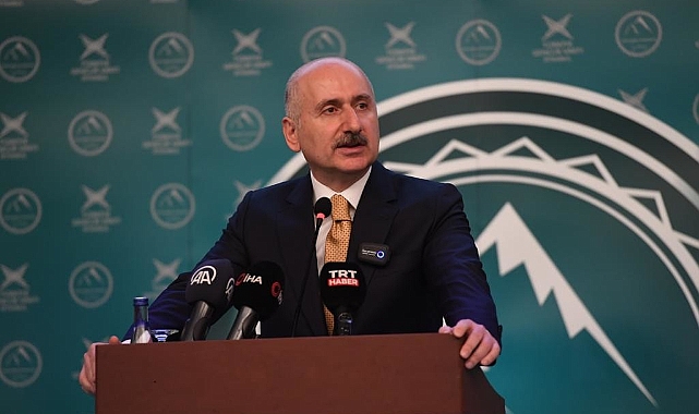 “1915 Çanakkale Köprüsü’nü 4 yıl gibi kısa bir zamanda tamamladık”