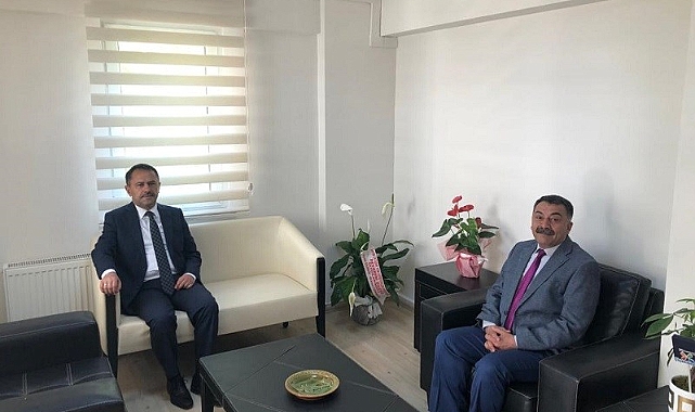 Defterdar Adıgüzel göreve başladı