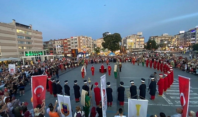 İskele Meydanı’nda konser