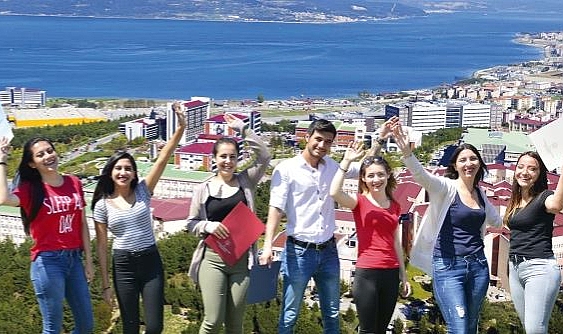 ÇOMÜ ilk 10'da