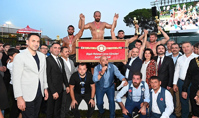 Biga'nın başpehlivanı Ali Gürbüz oldu