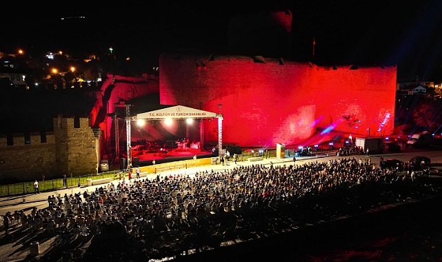 Kilitbahir Kalesi'nde konser