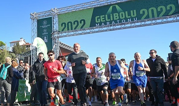'Pes Etmeyenlerin İzinde'
