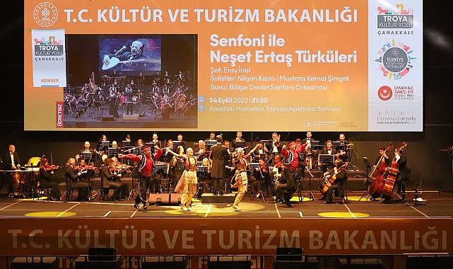 'Senfoni ile Neşet Ertaş Türküleri' konseri