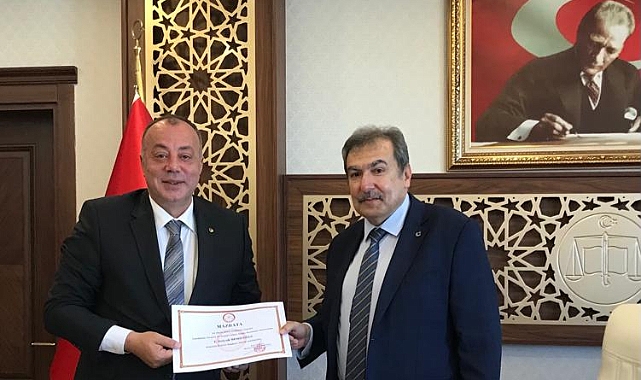Başkan Semizoğlu mazbatasını aldı