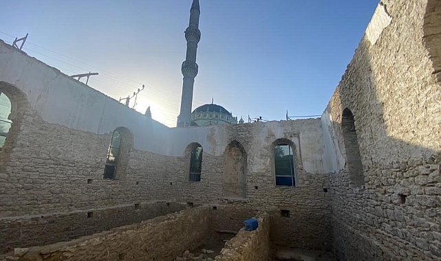 Çınarlı Köyü'nde tarihi cami restore ediliyor