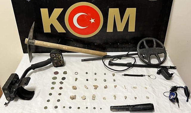 Tarihi eserlere el konuldu