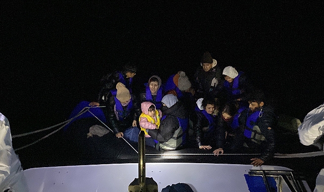13 düzensiz göçmen kurtarıldı