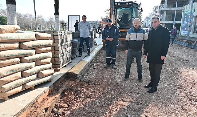 Biga'da cadde ve sokaklar bir bir yenileniyor
