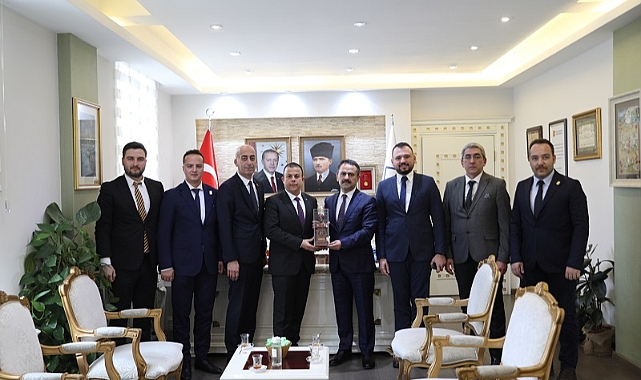 Çetin'den Vali Aktaş'a ziyaret