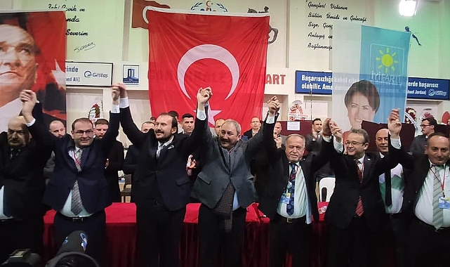 Yıldızlar yeniden başkan