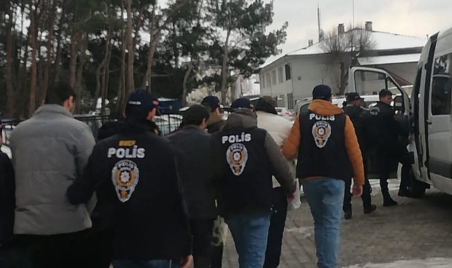 Çanakkale'de yasa dışı bahis operasyonu; 3 gözaltı