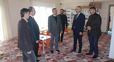 Depremzede çocuklar için oyun odası