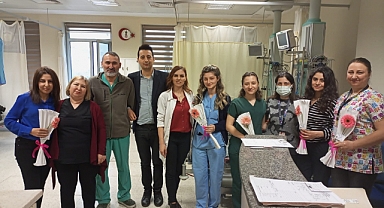 Ayvacık Devlet Hastanesinde kadınlar günü kutlandı