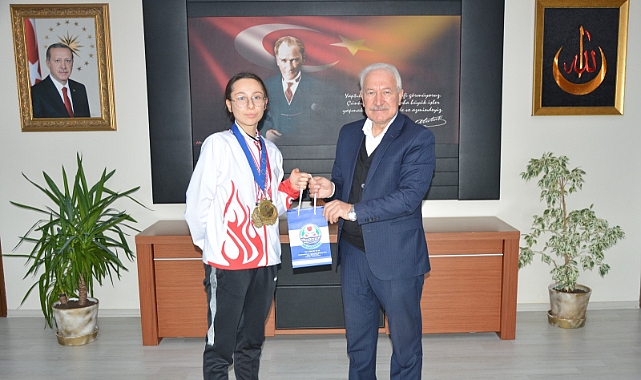 Başkan Yılmaz'dan Taşkın'a Tebrik