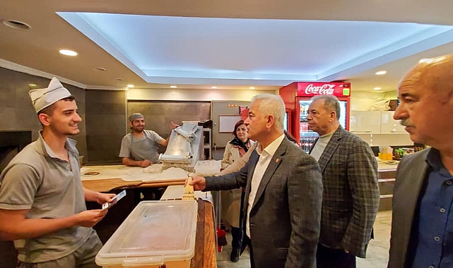 CHP'li Güneşhan'dan esnaf ziyareti