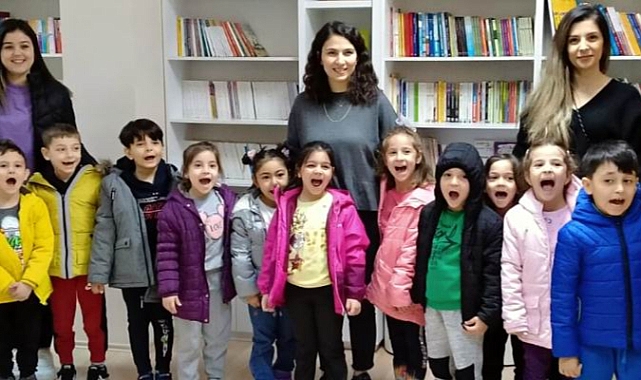 Çocuklara kitabı sevdiriyorlar