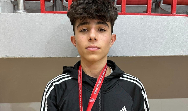 Kerem Arslan'dan bronz madalya