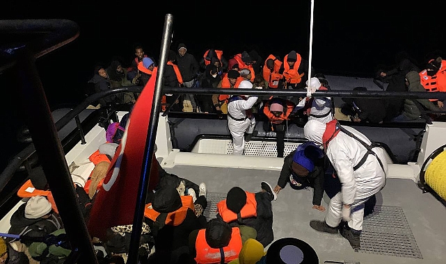 Ayvacık açıklarında 50 göçmen yakalandı