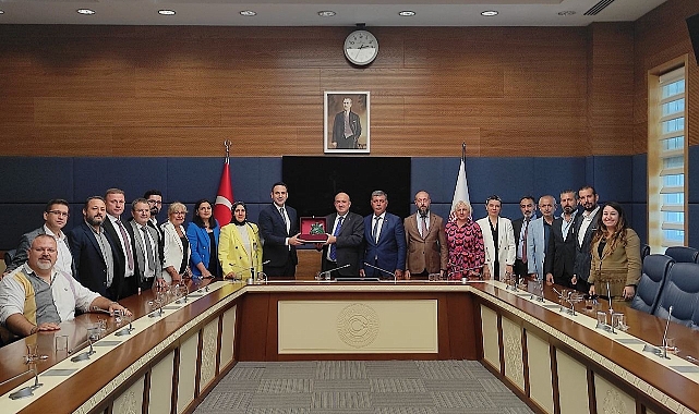 AK Parti Çanakkale heyeti tam kadro Ankara'daydı