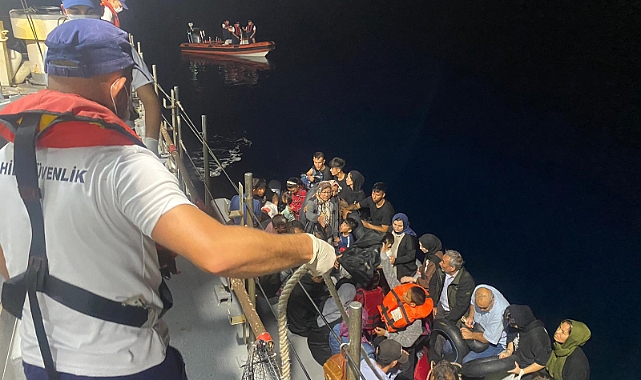 Ayvacık'ta kaçak göçmen operasyonu