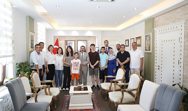 Vali Aktaş'tan LGS birincilerine tebrik