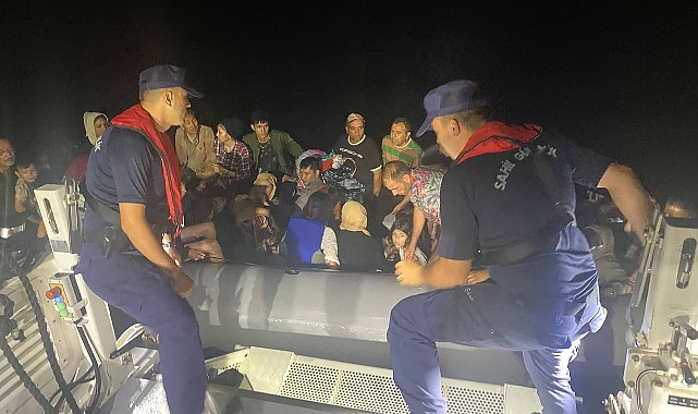 Ayvacık'ta kaçak göçmen operasyonu