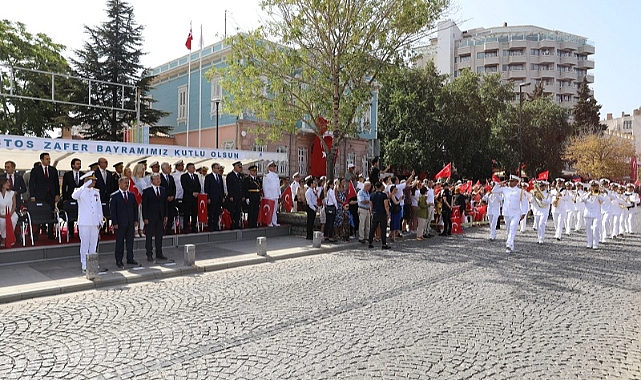 Çanakkale'de Zafer Bayramı coşkusu