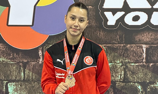 Beyza'dan bronz madalya