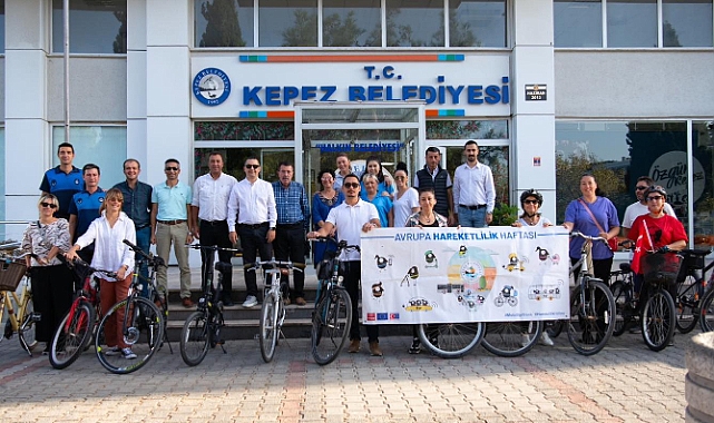 Kepez Belediyesi personeli mesaiye bisikletle geldi