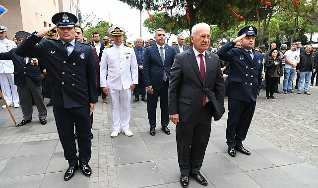 Lapseki'de kurtuluş günü kutlanıyor
