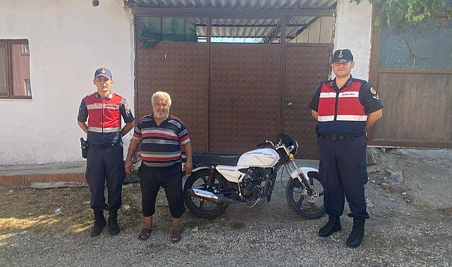 Üç köyde motosiklet hırsızlığı