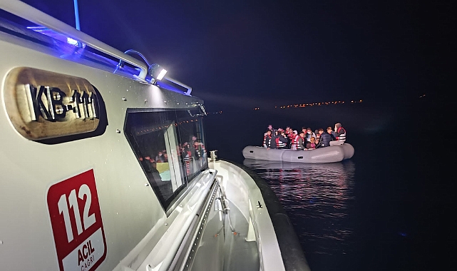 Arızalanan lastik botta sürüklendiler