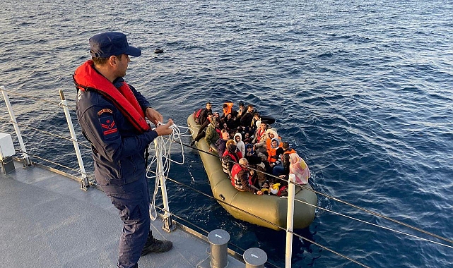 Ayvacık'ta kaçak göçmen operasyonu