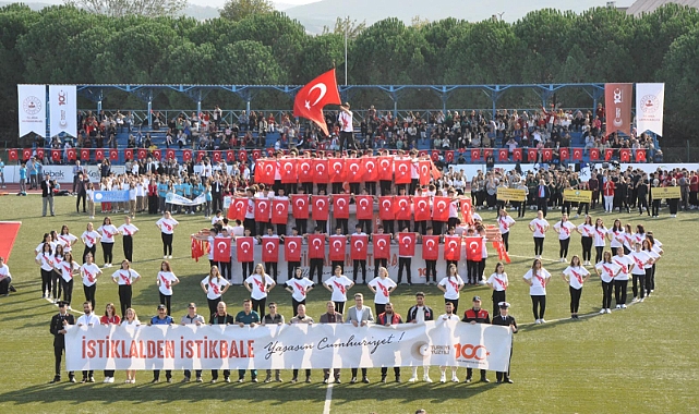Biga’da Cumhuriyet Bayramı töreni